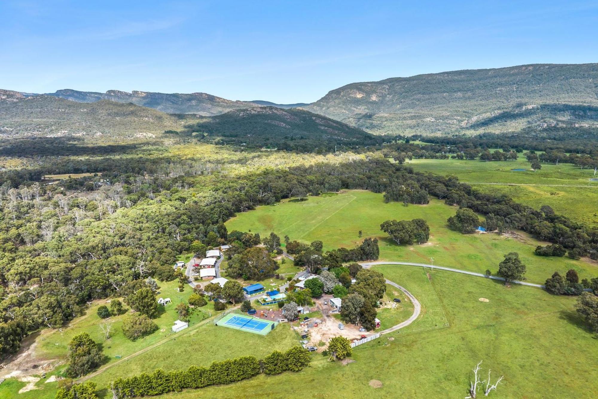 Halls Haven Units Resort