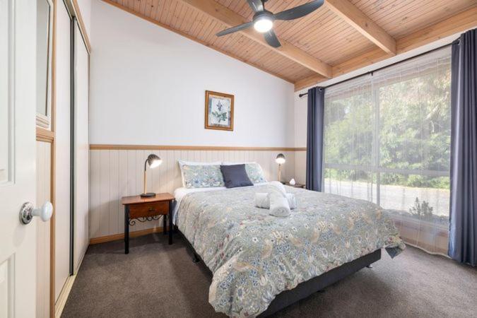 Halls Haven Units Resort