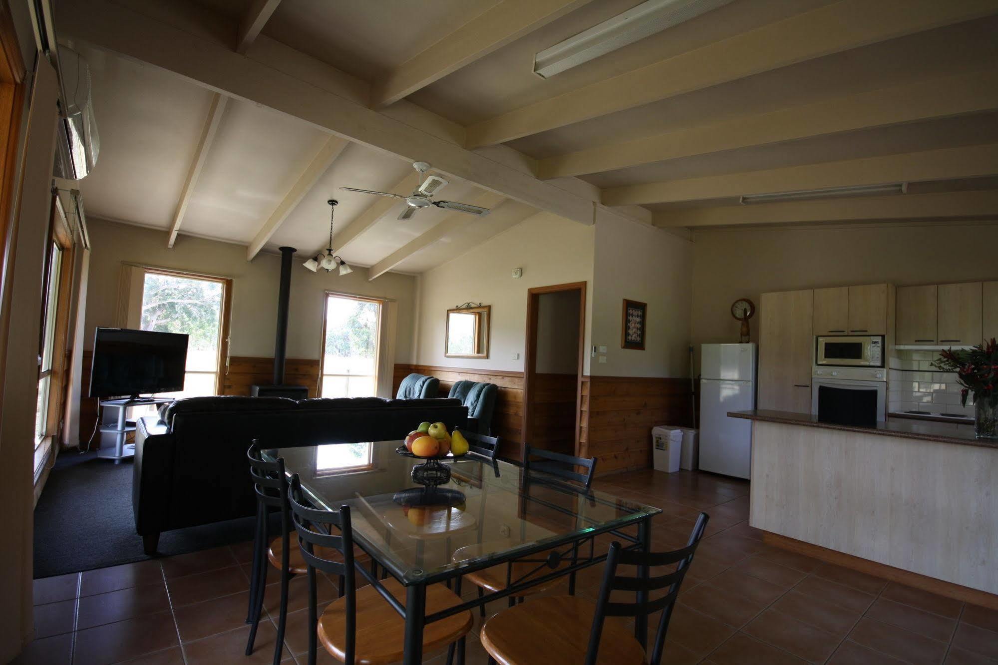 Halls Haven Units Resort Halls Gap