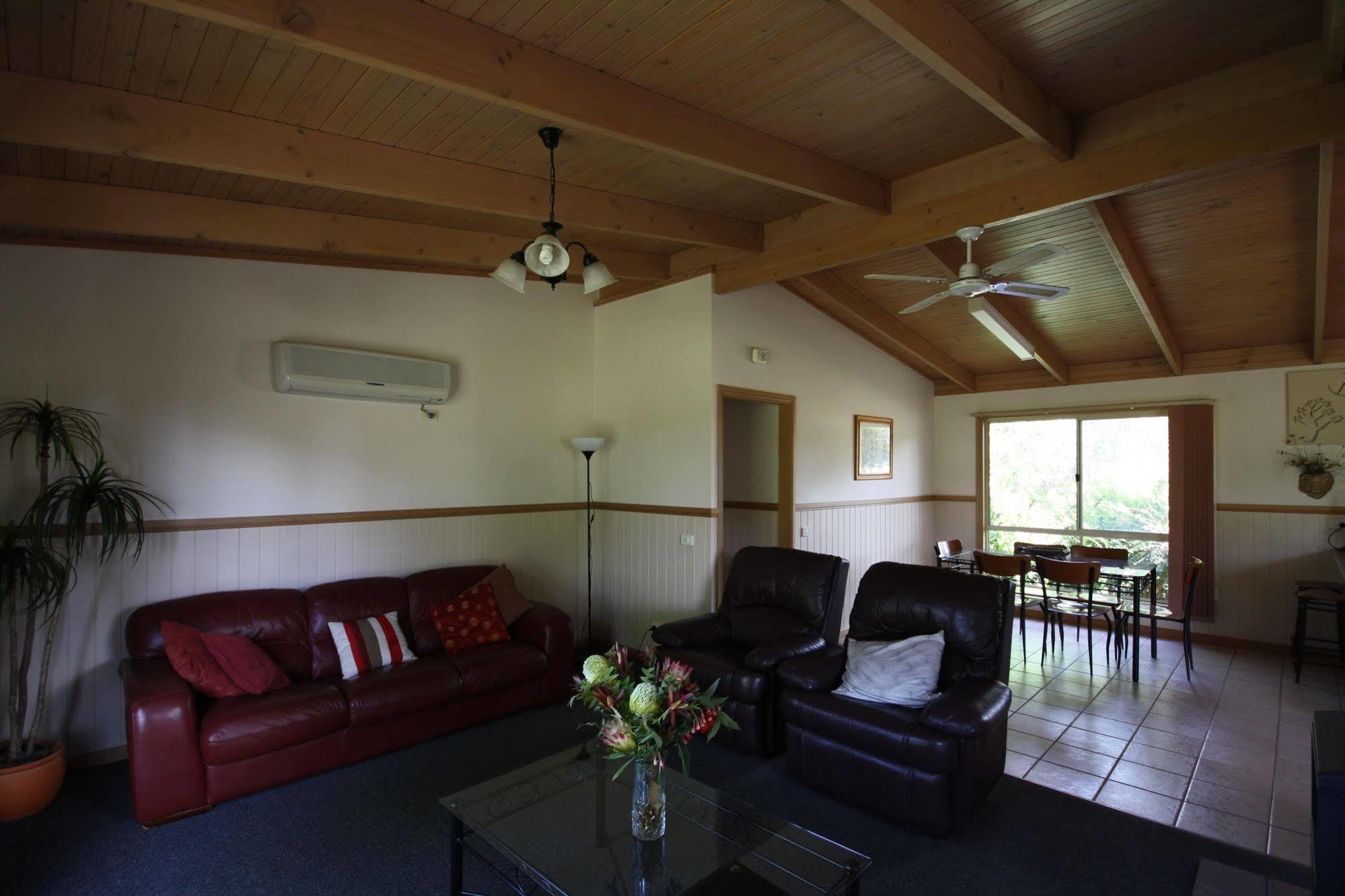 Halls Haven Units 3* Halls Gap
